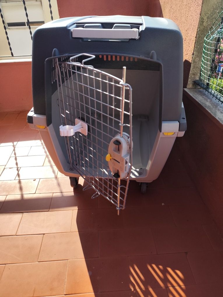 Caixa para transporte de animais