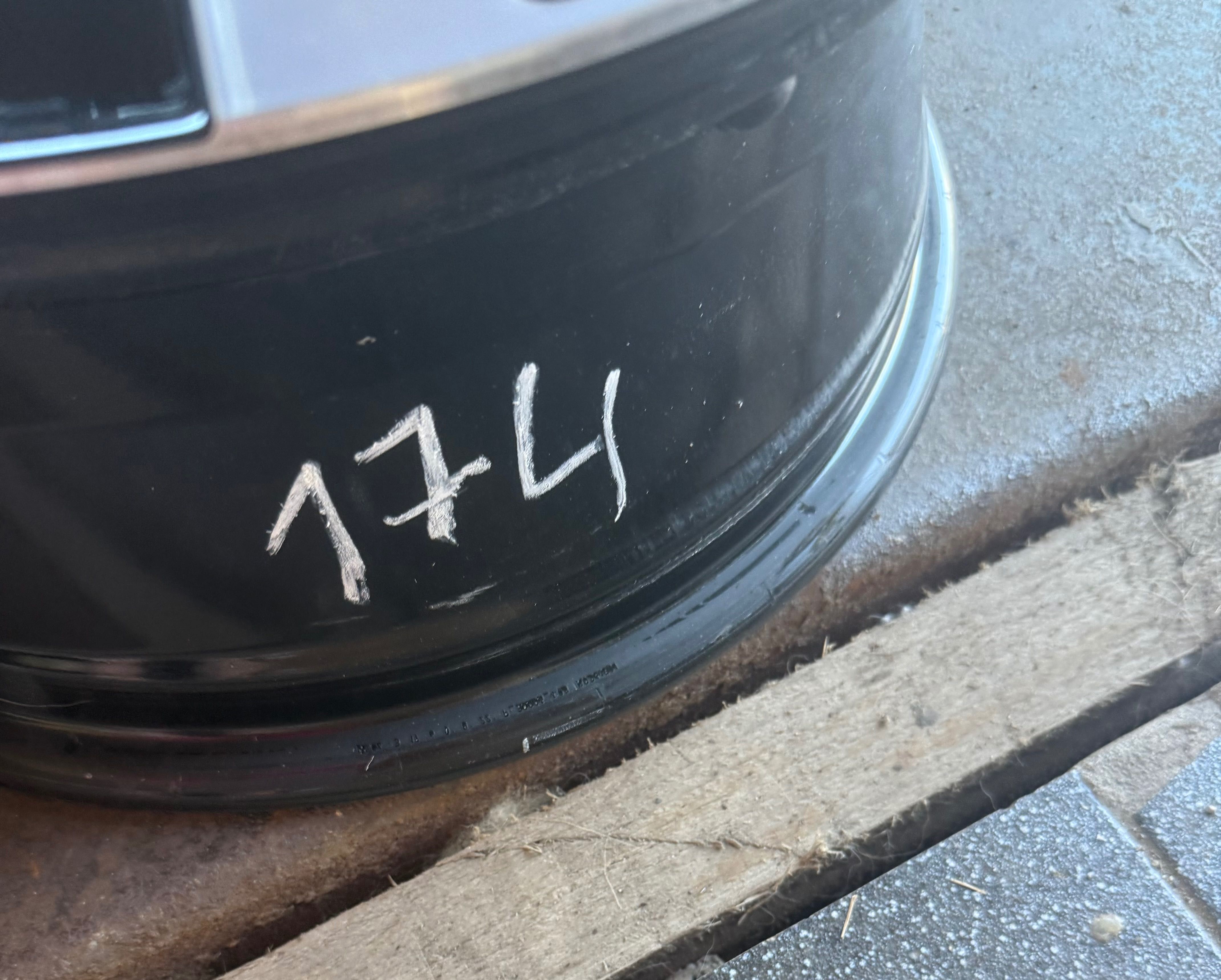 Felgi aluminiowe VW OE ET 48 6,5jx160 5x112