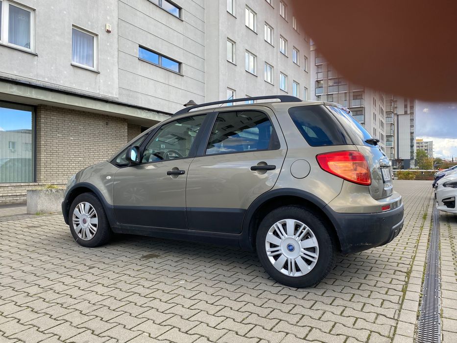 Sprzedam Fiat Sedici 1.6 benzyna 2009 salon Polska