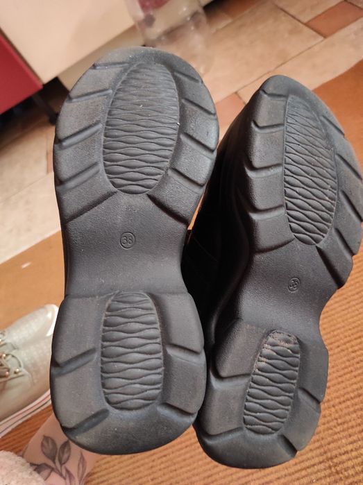 Ботинки демі високі