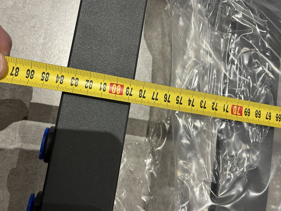 Grzejnik łazienkowy Excellent 50 x 84 cm, przyłącze 470 mm