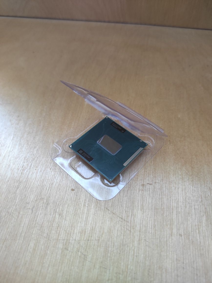 Процесор Intel Core i3-3110M  2,40 ГГ