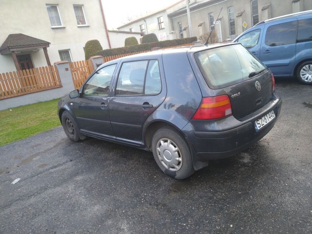 Volkswagen Golf 4 1.4