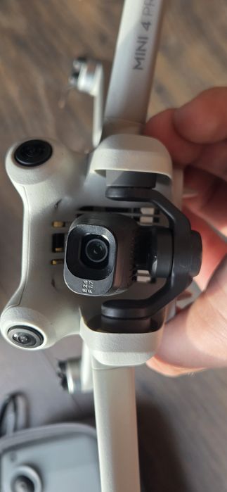 Dron DJI  Mini 4 Pro -mega zestaw, 3 baterie, etui,torba -na gwarancji