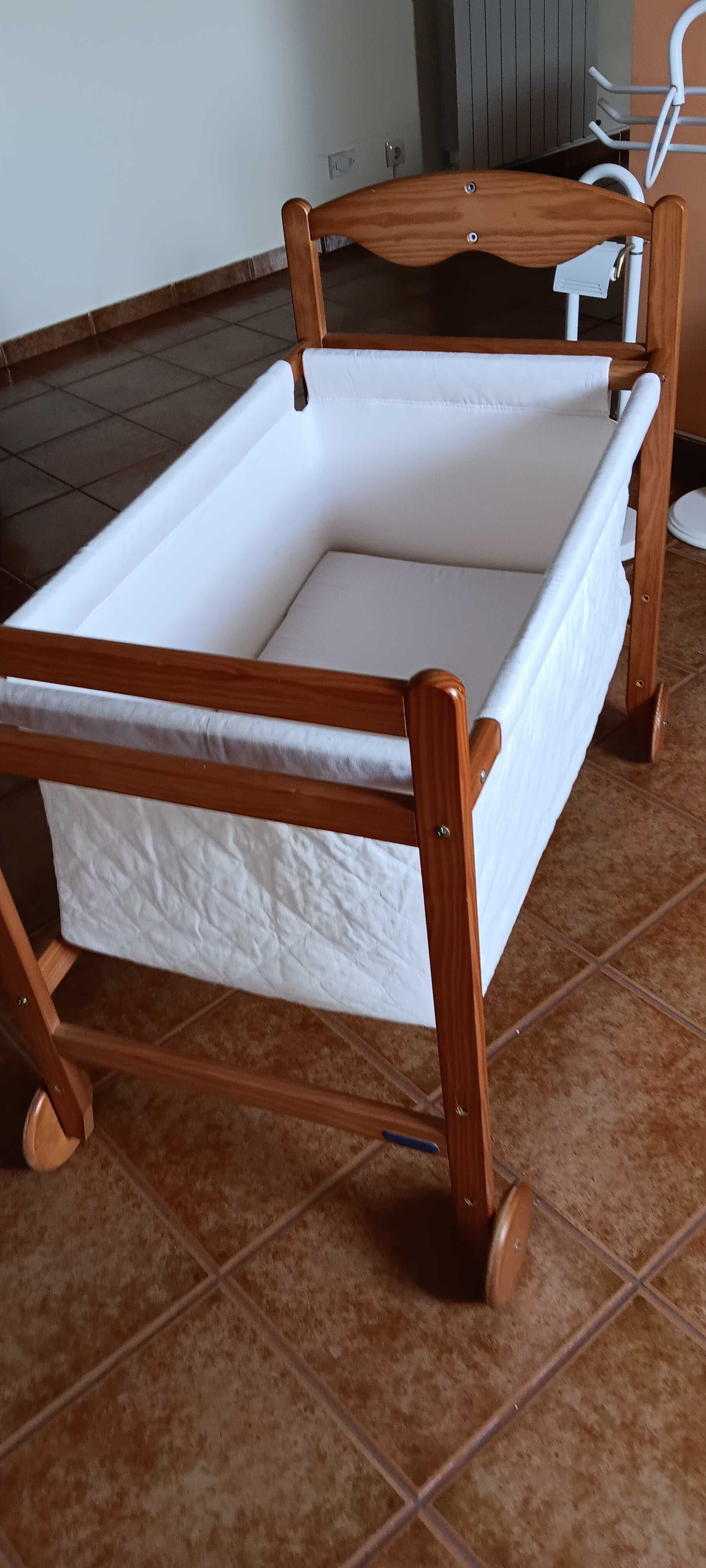Berço para bebé madeira maciça
