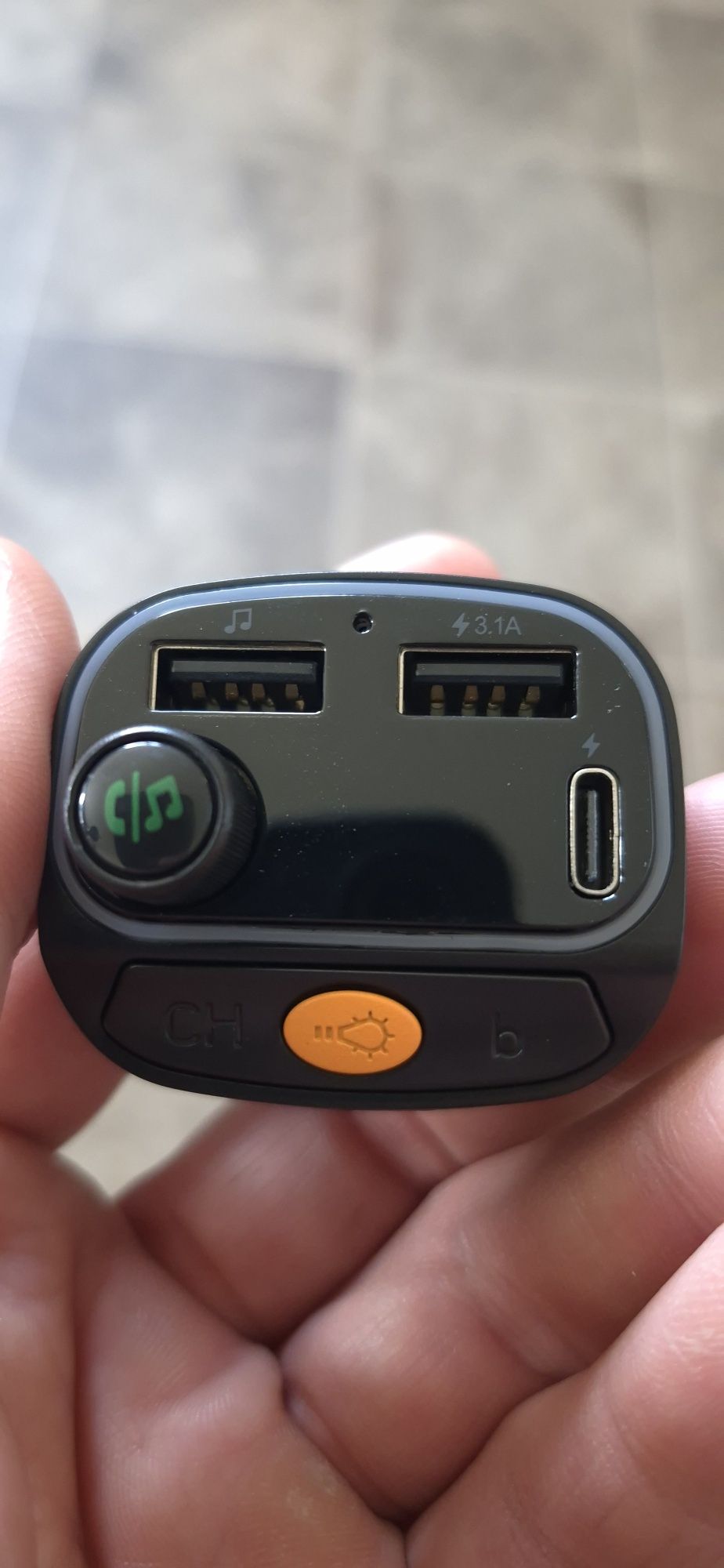 Transmiter Samochodowy FM BLUETOOTH 5.0