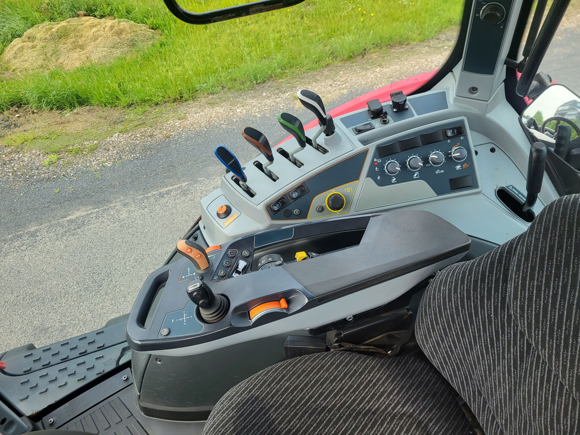 Ciągnik Valtra T234 Pneumatyka Tuz nie fendt john deere T254 T154