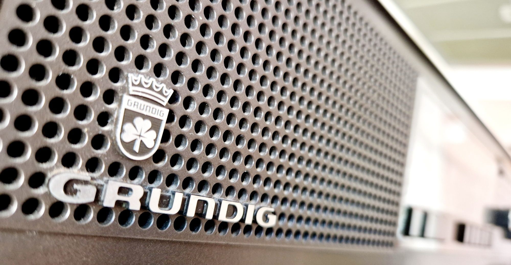 Radioodbiornik GRUNDIG RF 625