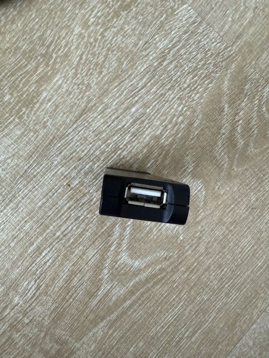 Hub USB Trust 4 portas – Compacto e funcional