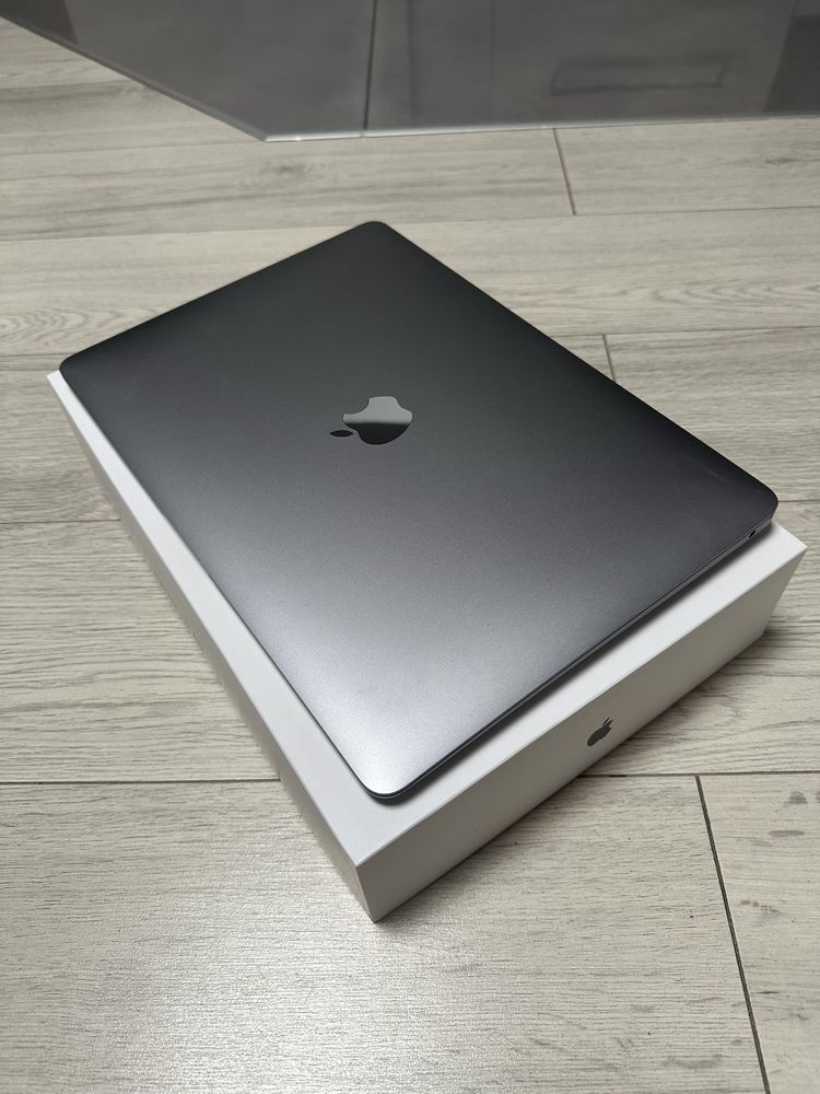 Macbook M1 air 16gb/256gb 13 cali A2337 zestaw