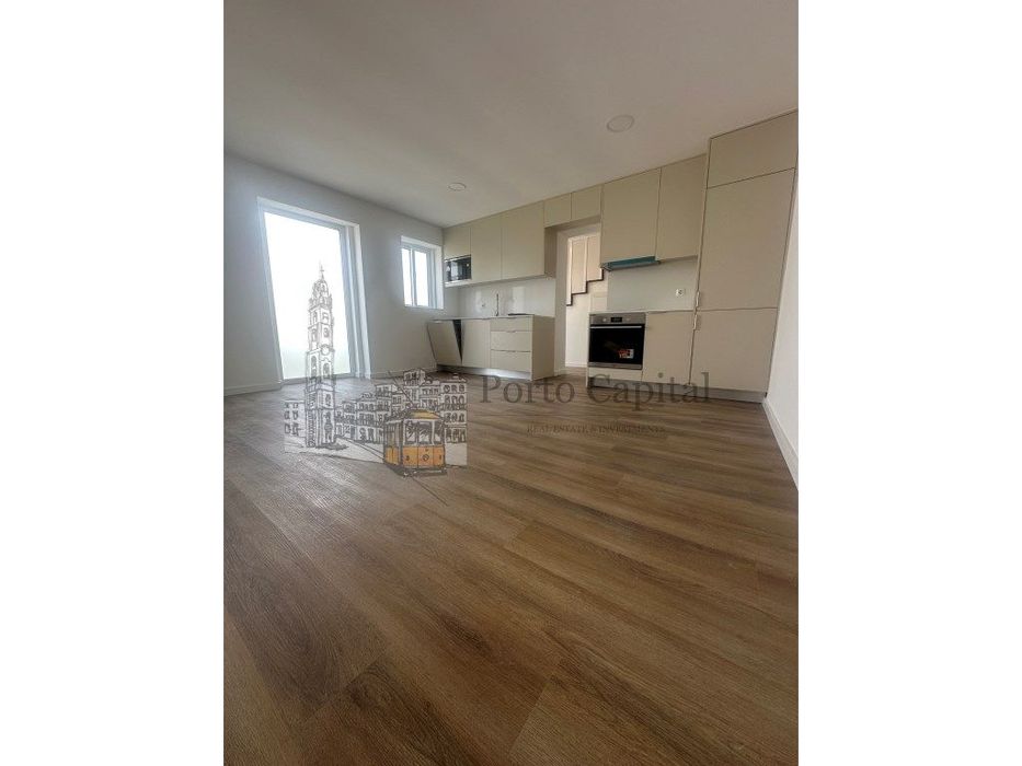 Simpática Moradia Térrea Renovada- Excelente para Investimento