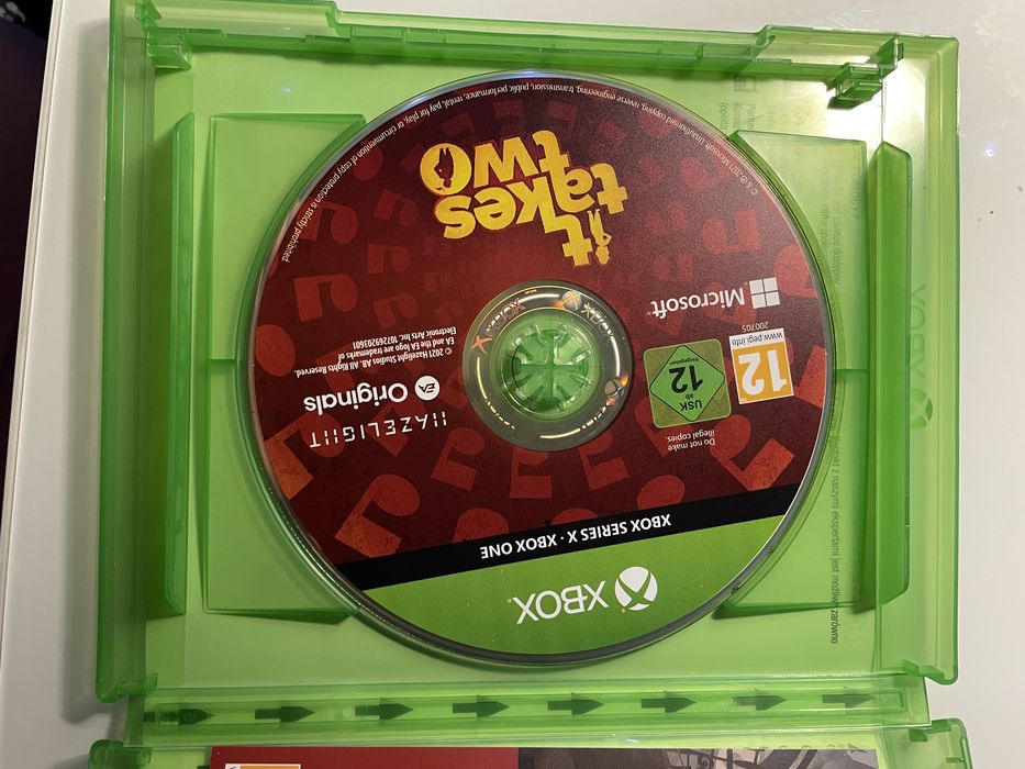 Gra It takes two na xbox one