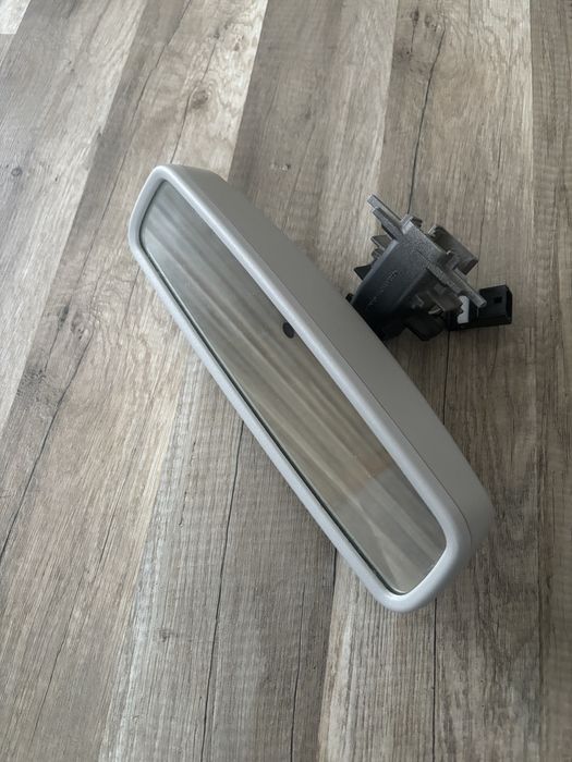 Lusterko wewnętrzne fotochromatyczne Renault