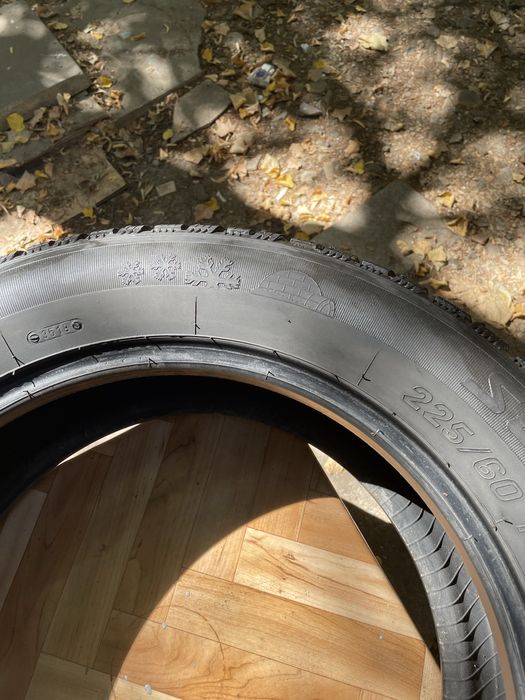 Продам покрышки  225/60/17 зима. б/у.