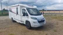 LMC TOURER T660  Bardzo bogate wyposażenie Jak nowy 8,5tys km 23rok 4x osobowy