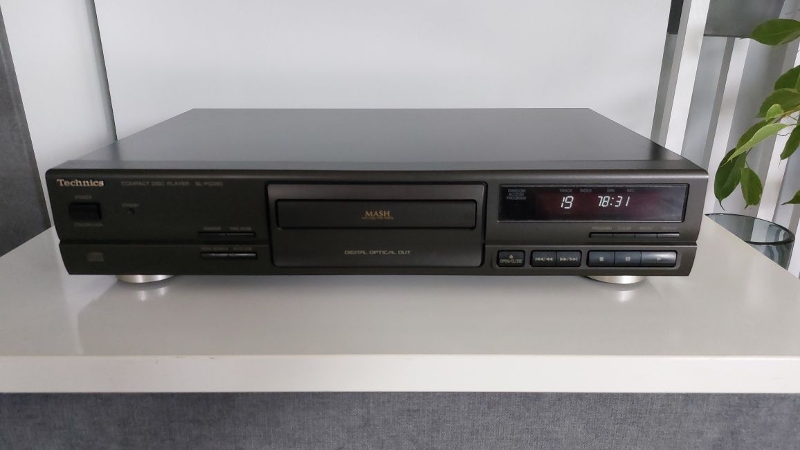 CD Technics SL-PG 390