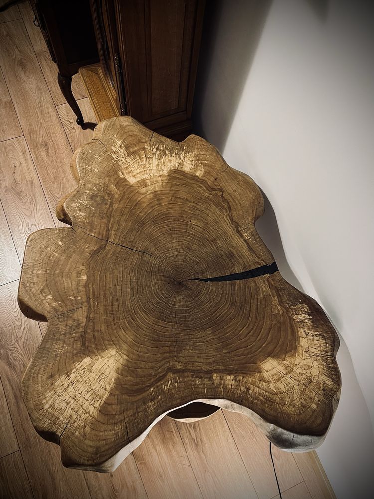 Stół dębowy, plaster drewna, krzesełka