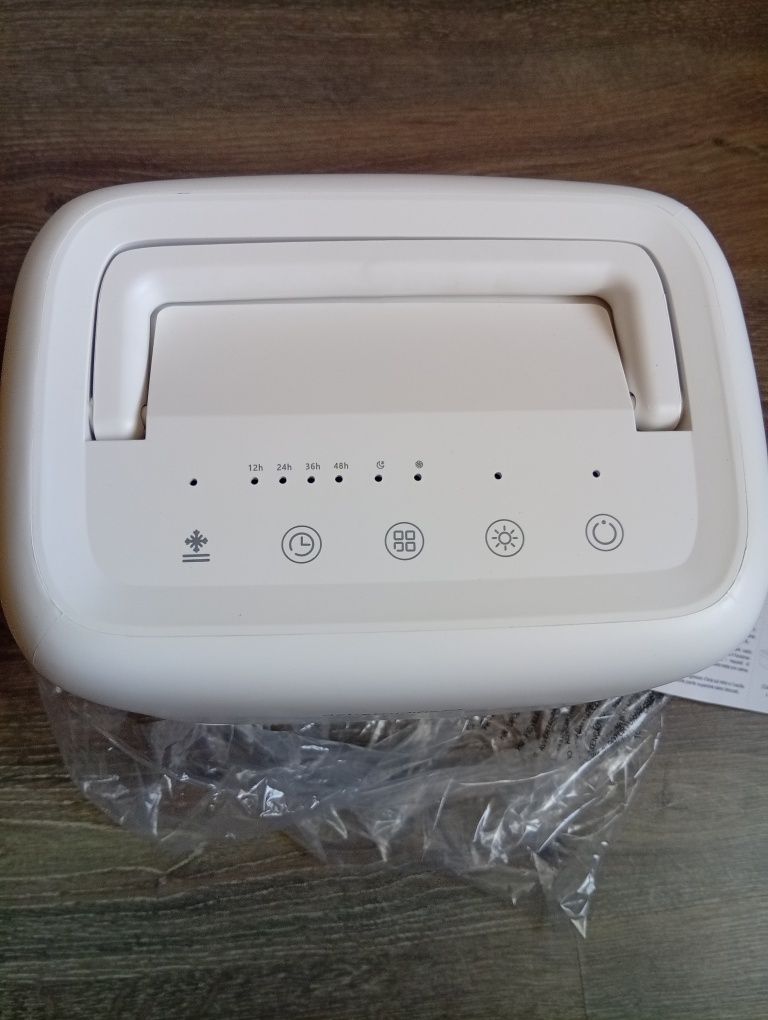 Осушувач  повітря..Dehumidifier..повністю новий