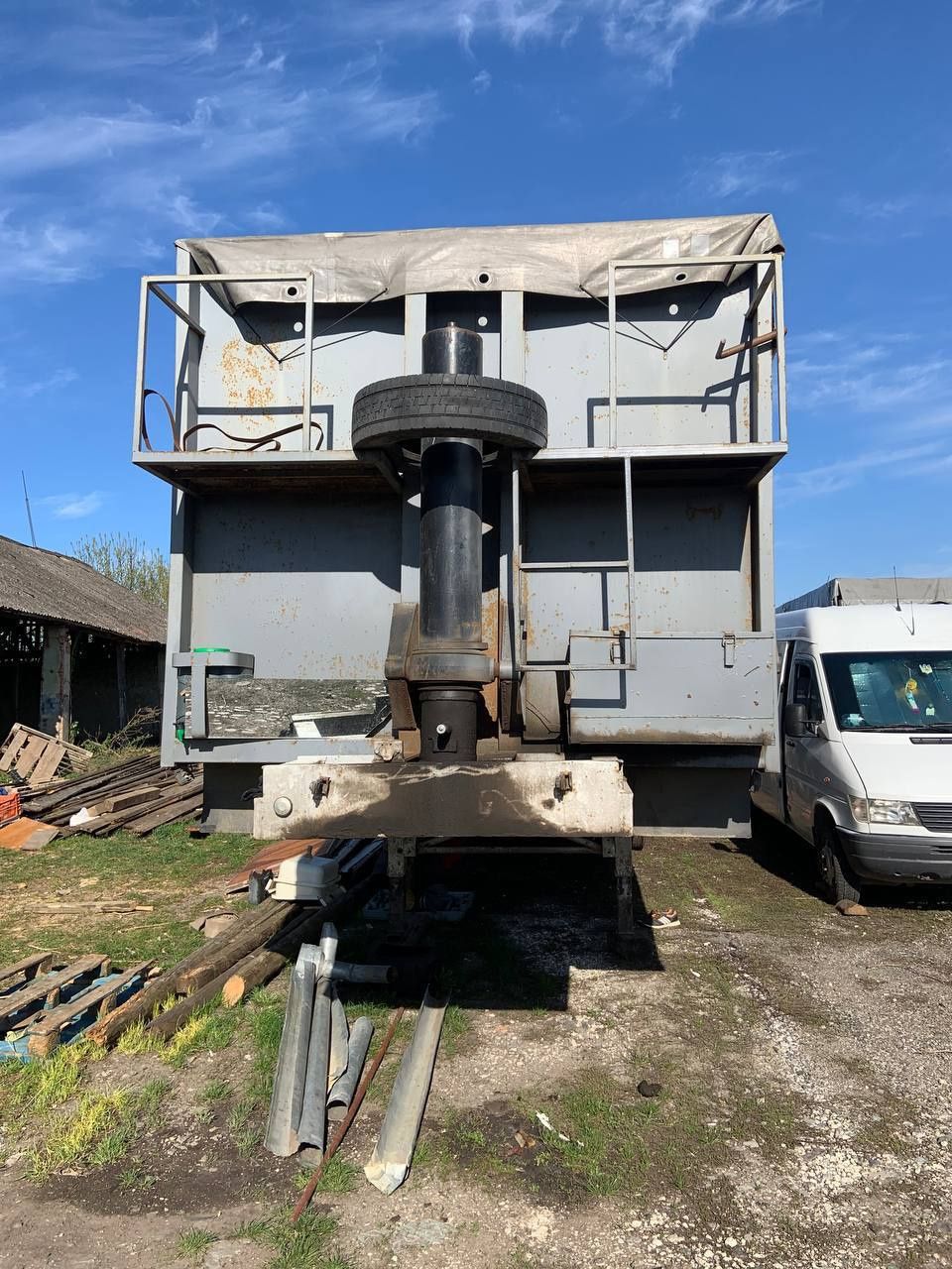 Напівпричеп Fruehauf TF34C