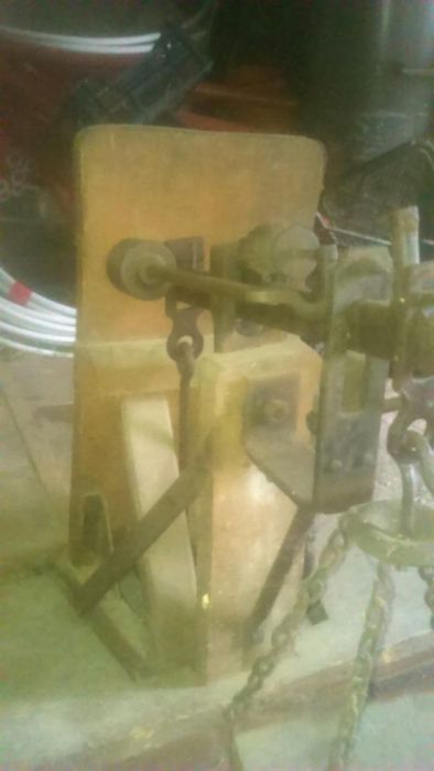 Stara zabytkowa waga szalowa