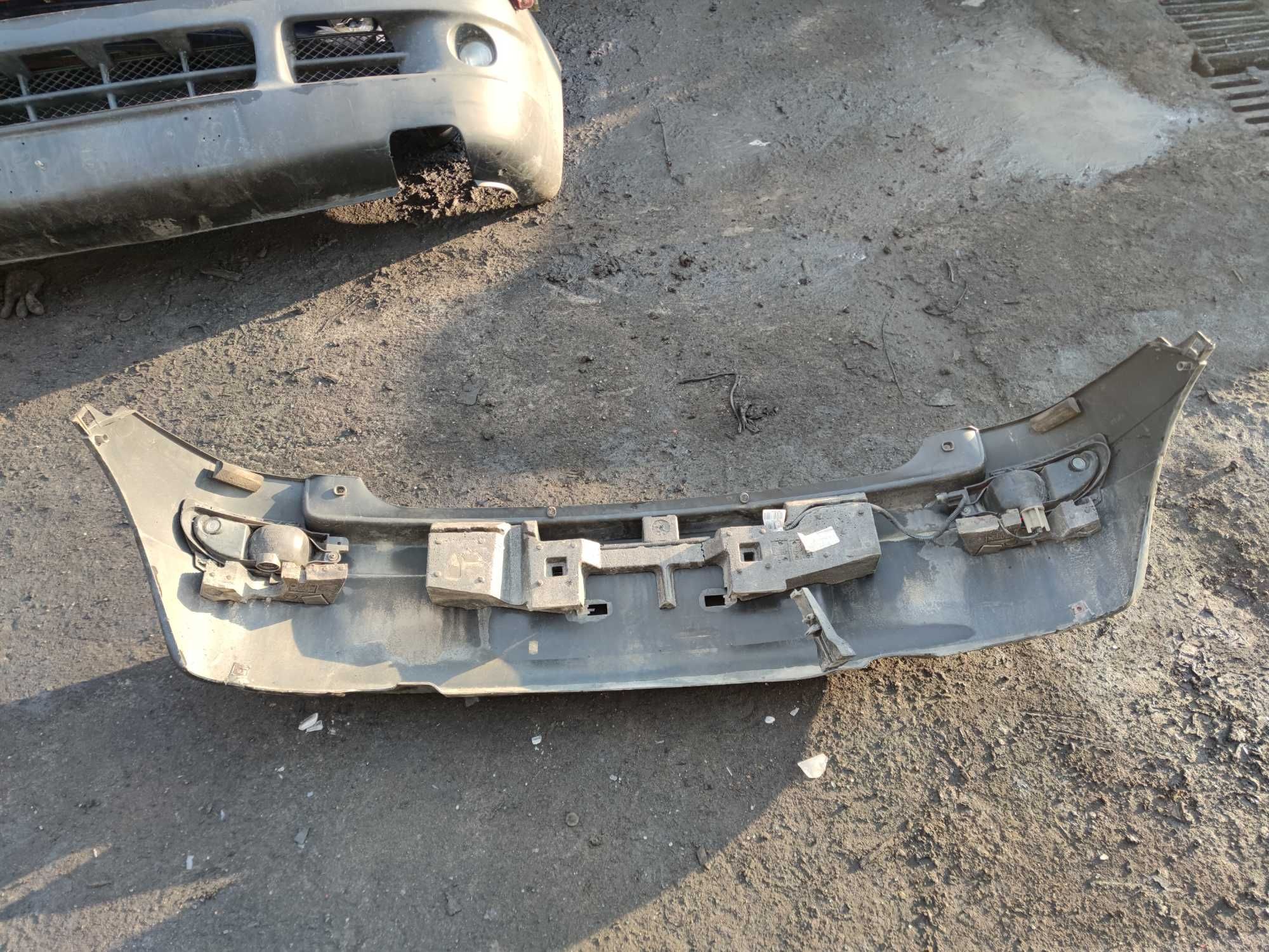 Opel Corsa C 5D Zderzak Tył Tylny Lakier Z20C