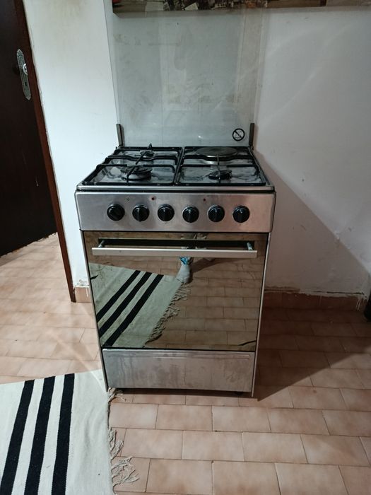 Fogão a gás ,semi elétrico uma boca funciona com energia elétrica