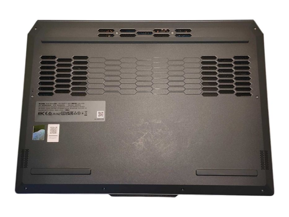 Laptop Lenovo LOQ 15AHP10 15,6" AMD Ryzen 7/16GB/512GBSSD/RTX5060 GWR