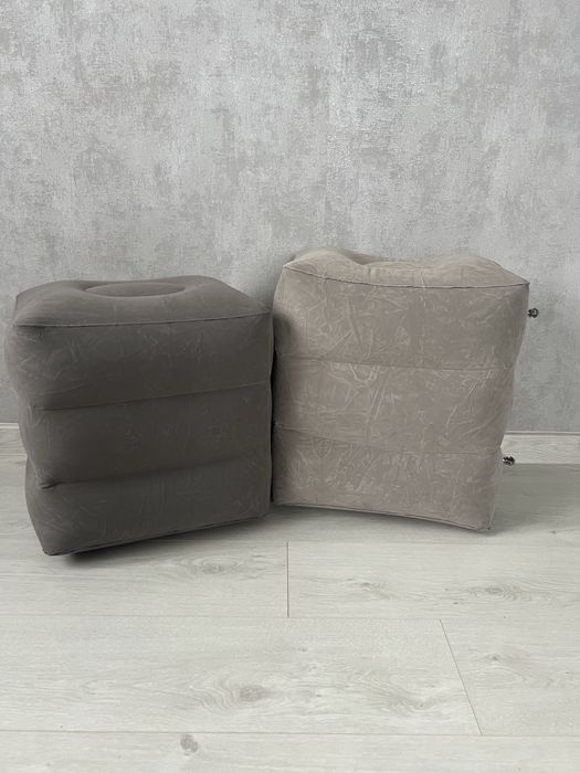 Дорожна подушка під ноги, в транспорт, надувний пуф 48см