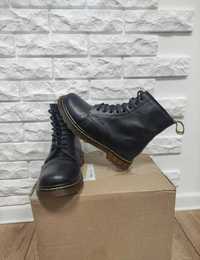 Dr. Martens 38 / 39 р чорні черевики жіночі шкіряні весняні шкіра нату