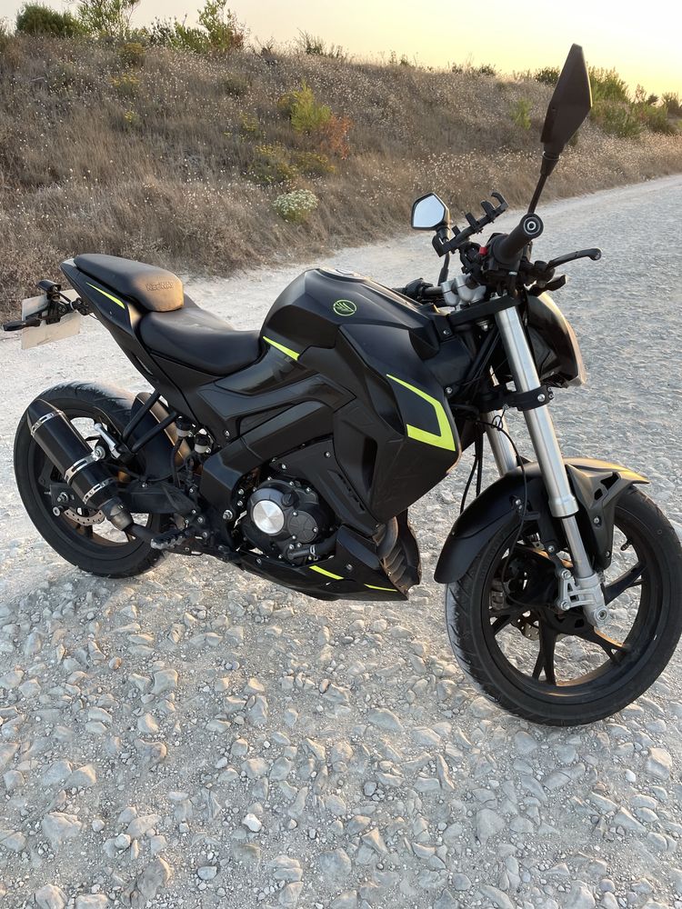 Vendo keeway rkf125 como nova