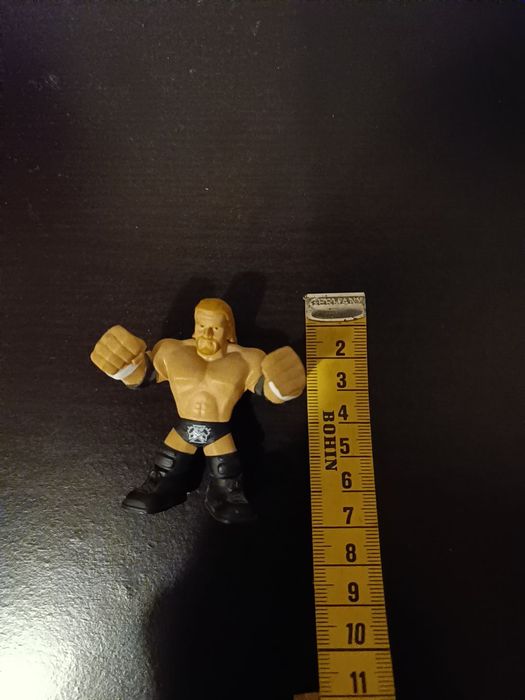 Figuras de ação da WWE - Brock Lesnar e Triple H (portes grátis)