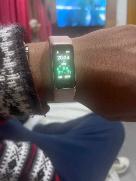 Водонепроницаемый смарт-браслет DOOGEE DG Band