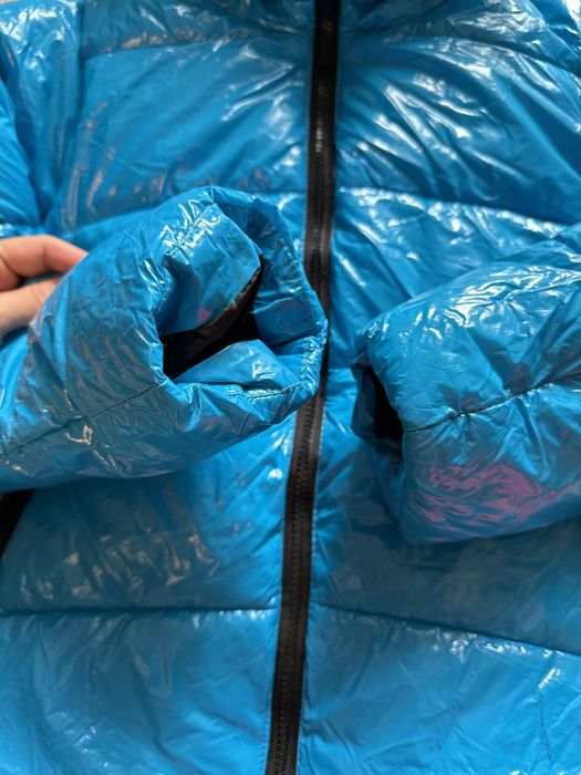 Зимова куртка фірмова на дівчинку