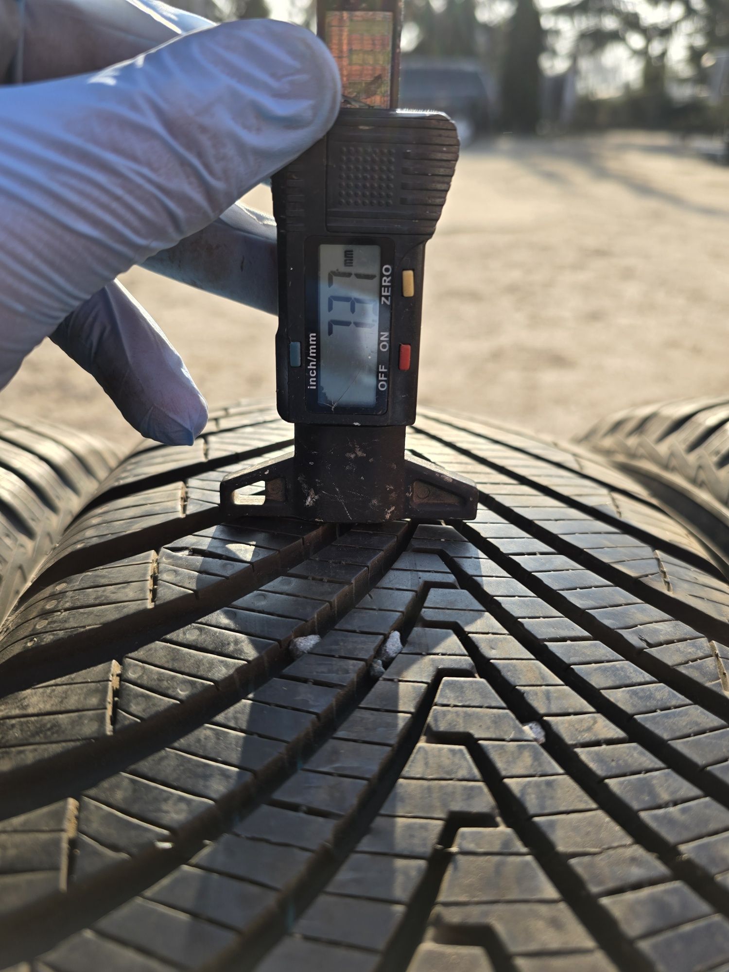 Sprzedam Opony Całoroczne Kumho Solus 4S 215/65r17 4 sztuki 2022r