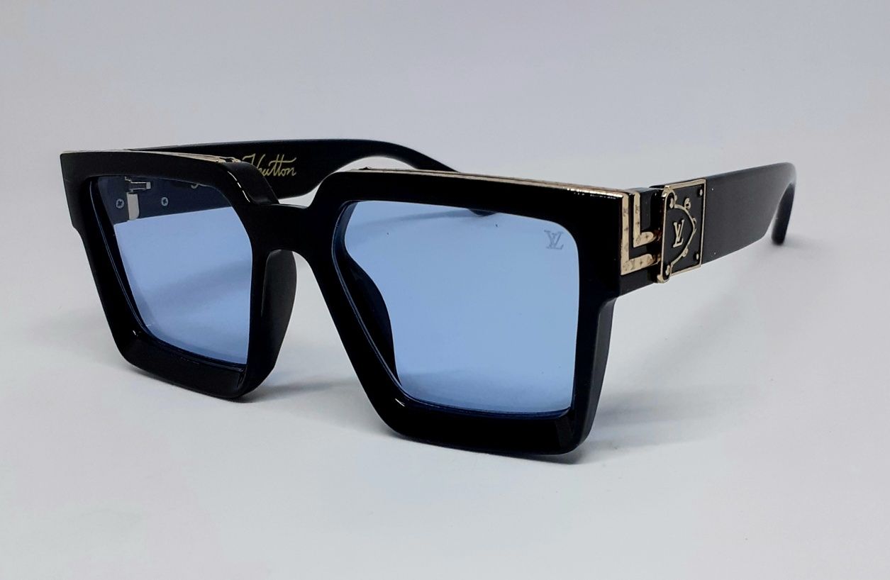 Louis Vuitton очки унисекс голубые однотон в черной оправе с зол лого
