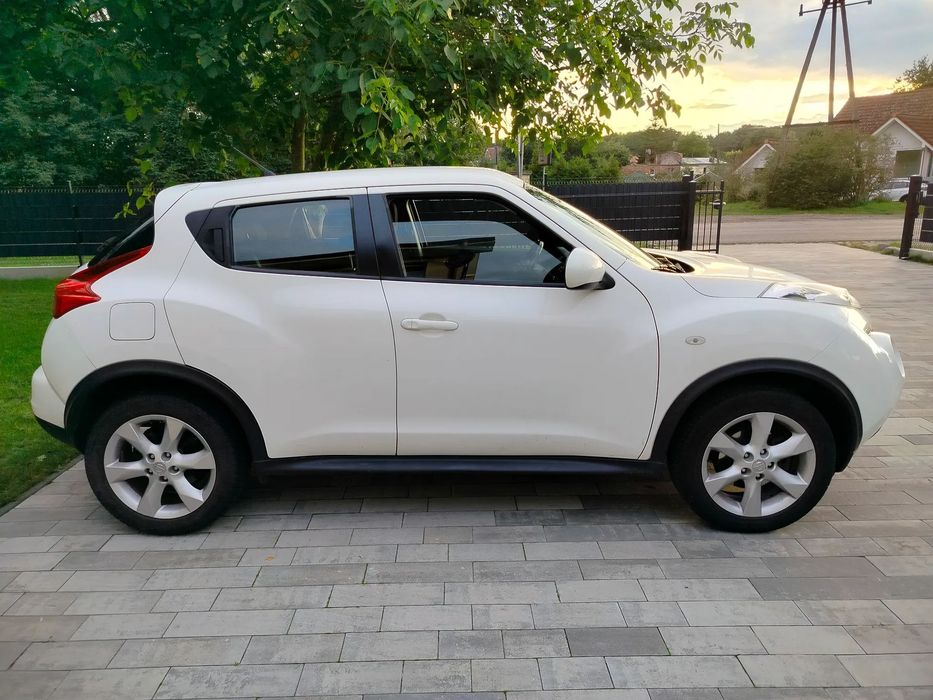 Nissan Juke Nissan Juke 1.6 Acenta – stan bdb, przegląd do 03/2026, manual, biały