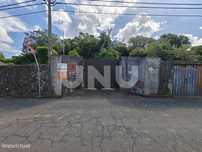 Terreno urbano com ruína, em Rabo de Peixe.