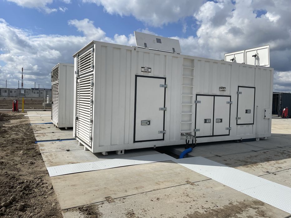 Wynajme agrgaty 2 szt 1430kva + 2 szt zbiornikow na paliwo