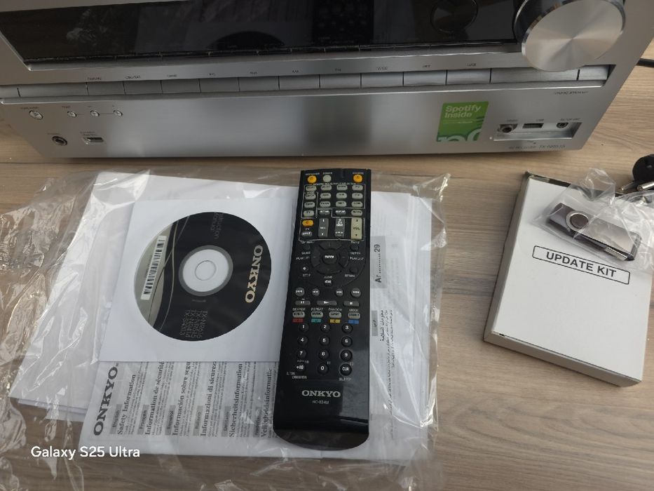 Amplituner Onkyo TX-NR 515