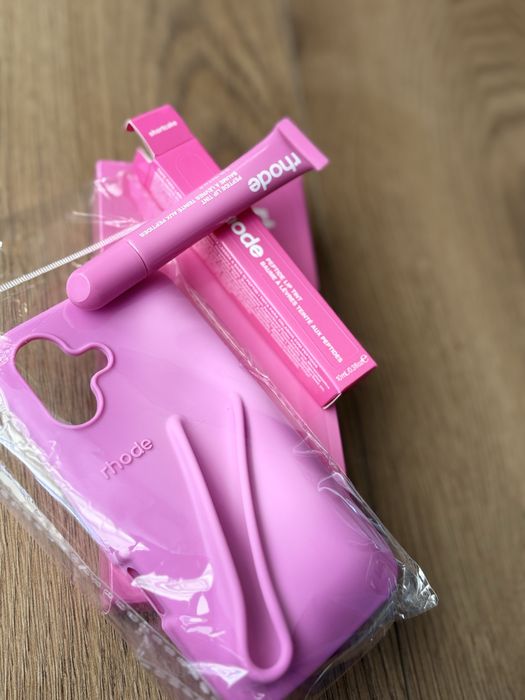 Rhode Pokrowiec na telefon z blyszczykiem Shortcake NOWY Shortcake
