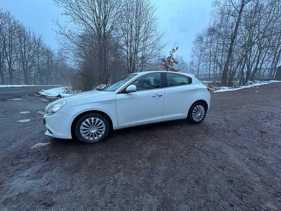 Alfa Romeo Giulietta 1.6 JTDm 105 KM 2011r  240 tys. km  3 tryby jazdy