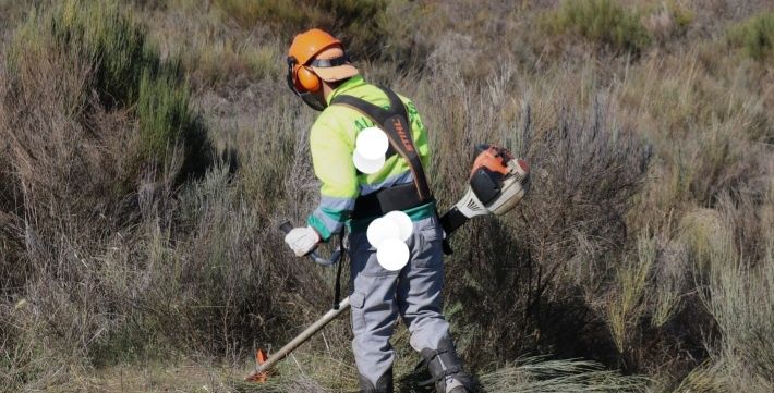 Limpo Terreno  roçadora, trator