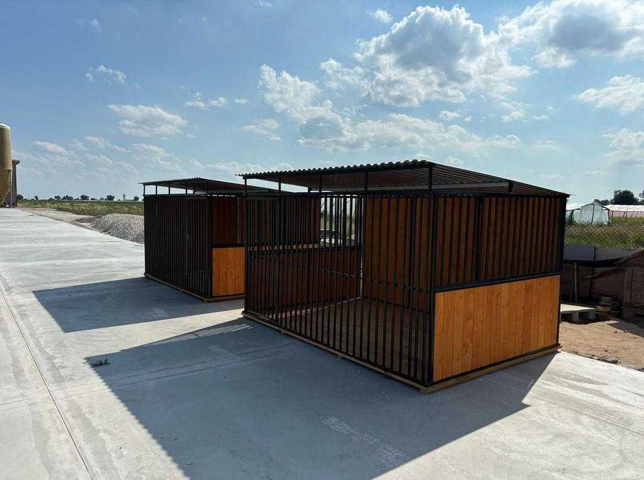 Kojec dla psa-stylowy-nowoczesny-z dodatkiem drewna_PRODUCENT