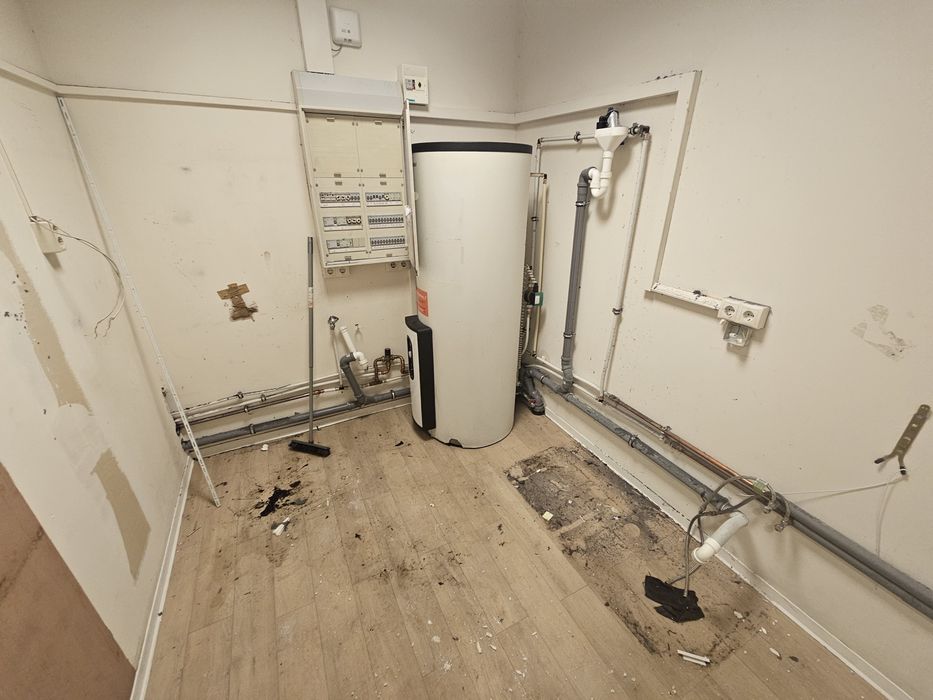 Bojler Vaillant VEH 300/5 300 litrów 6 bar