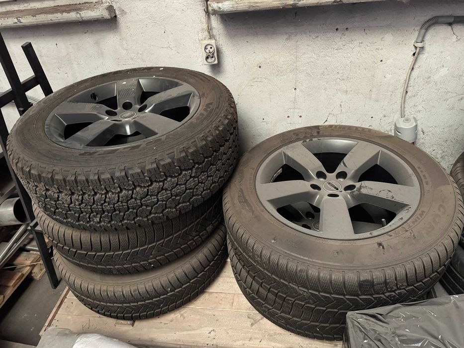 Zestaw opon zima/lato 255/60 R 20 + Felgi Land Rover Pirelli/Goodyear