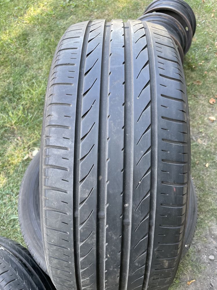 гума резина шини 215/50 R18 Toyo audi Chevrolet Hyundai kia Skoda vw