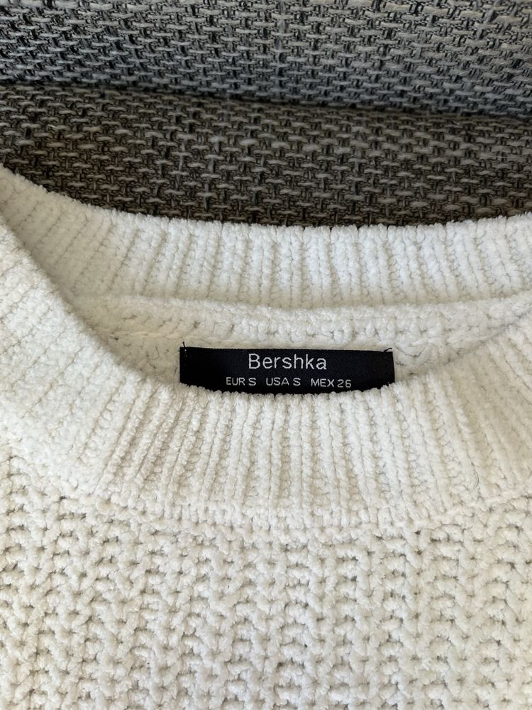 Sweter biały bershka S 36