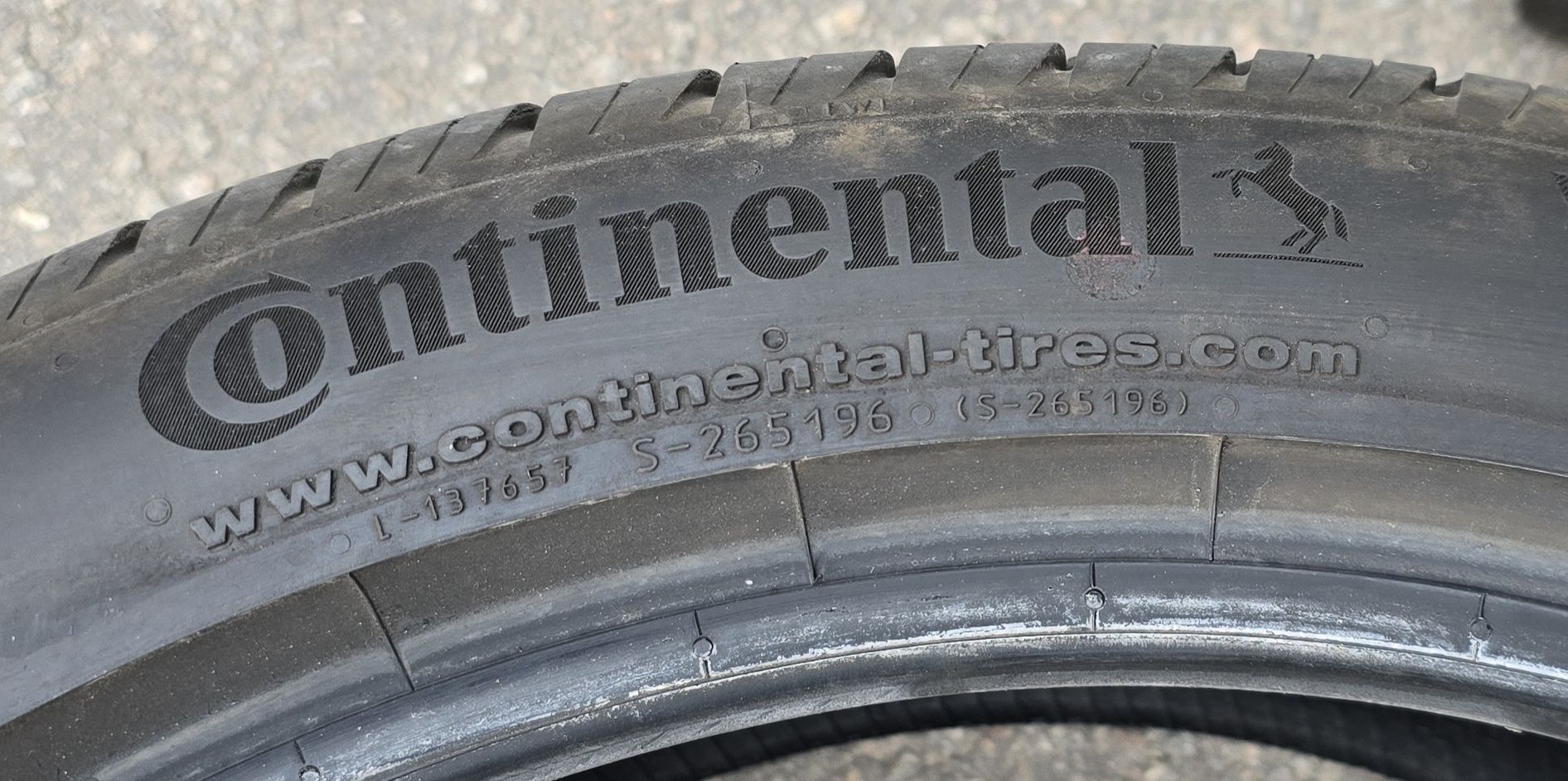 Continental ProContact rx 235/40 R19