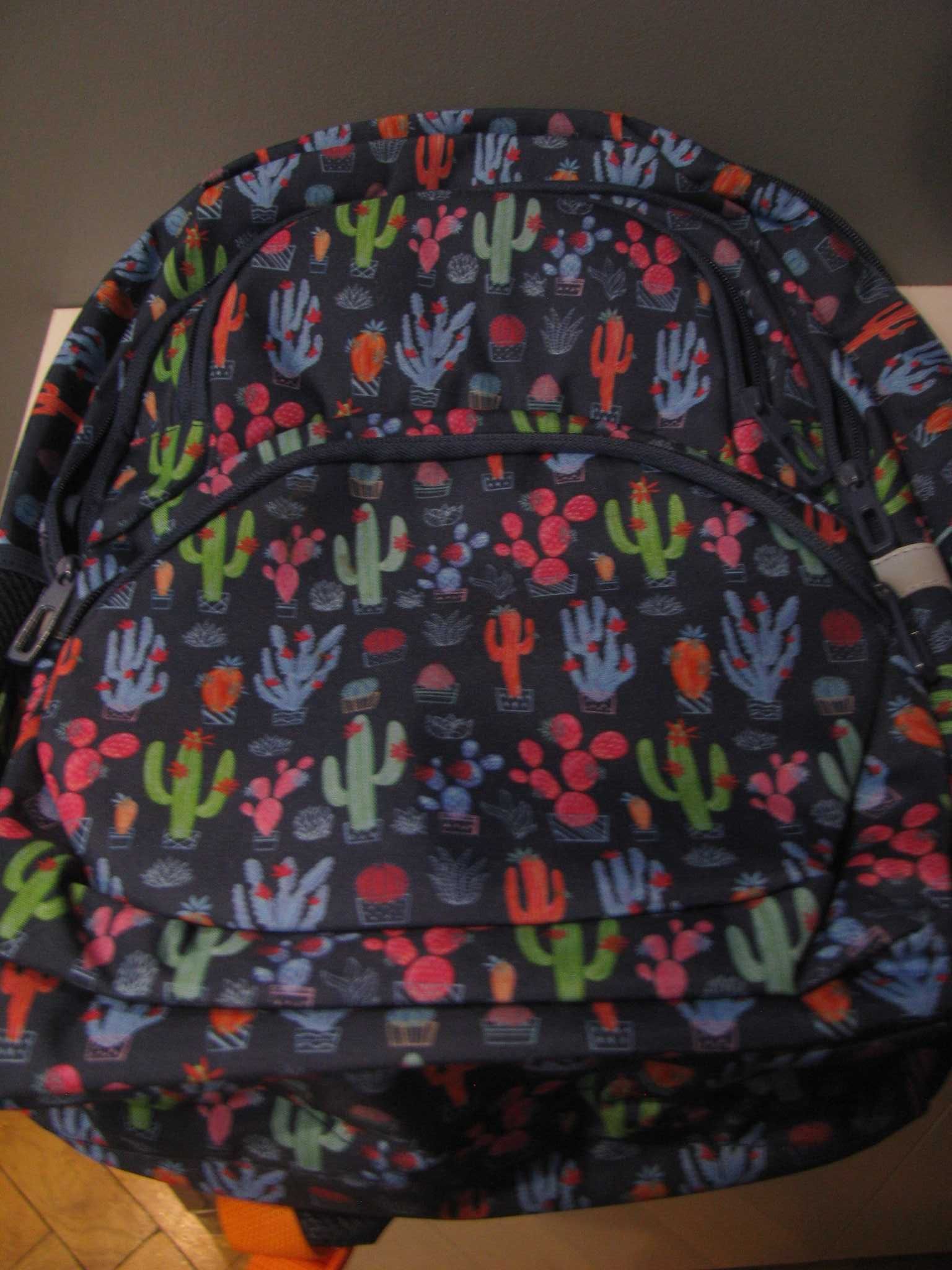 Nowy   plecak   w kaktusy firmy PASO.