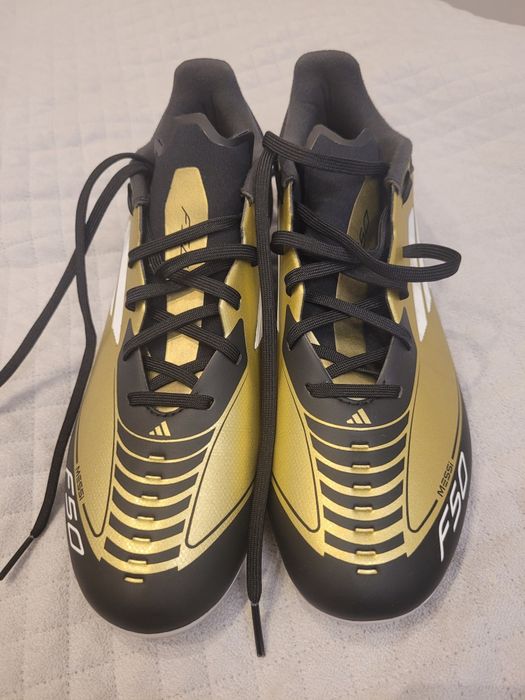 Sprzedam nowe korki Adidas F50